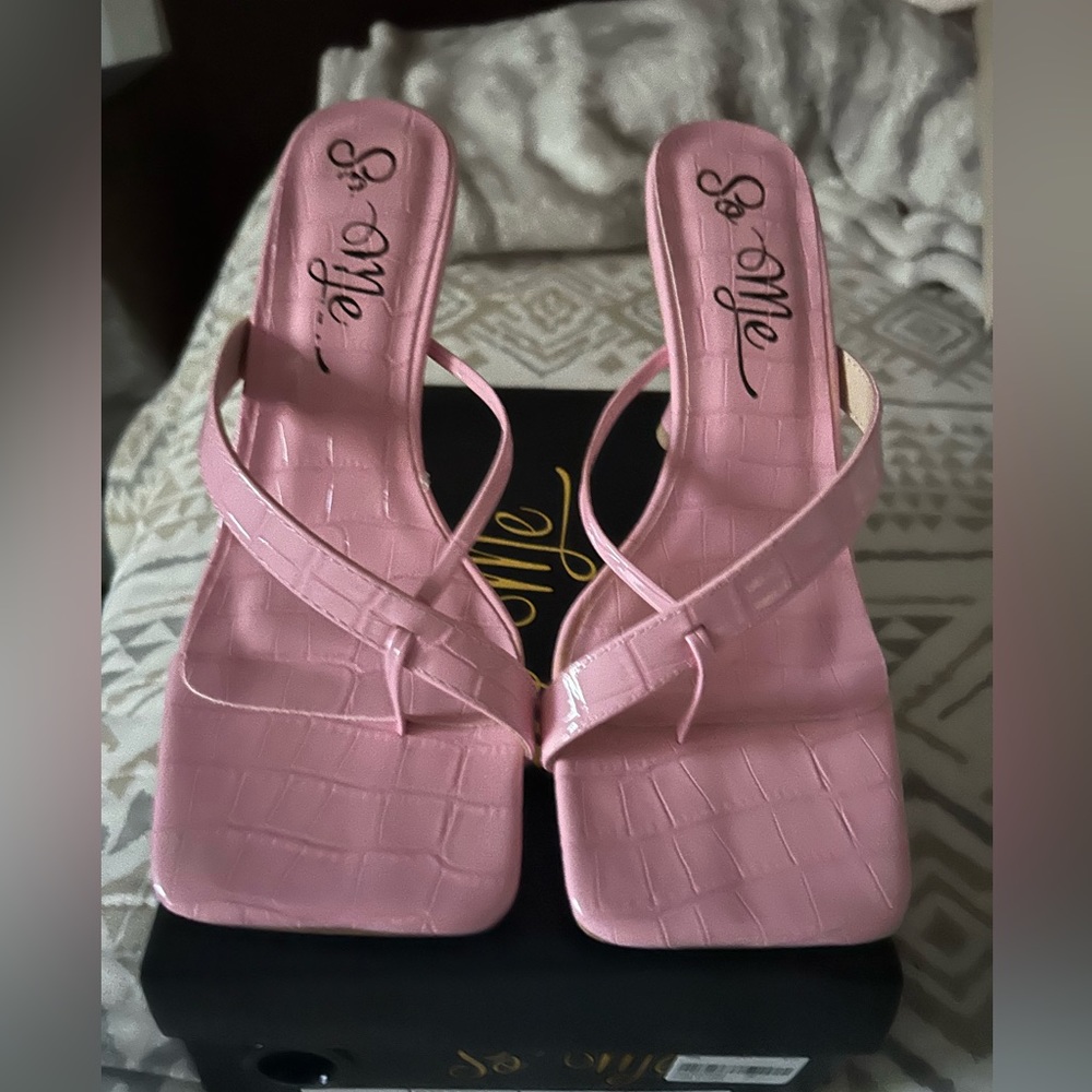Pink heels - Picture 5 of 14